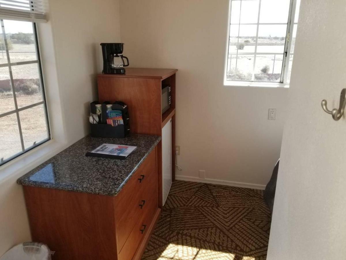 072A Affordable Getaway Near South Rim Sleeps 4- No Kitchenette Villa Вал Екстериор снимка